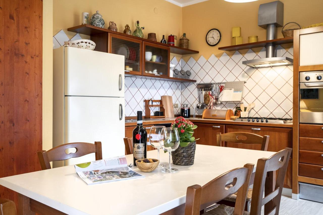 Villa Casa Del Riccio Fronte Mare à Mola di Bari Extérieur photo