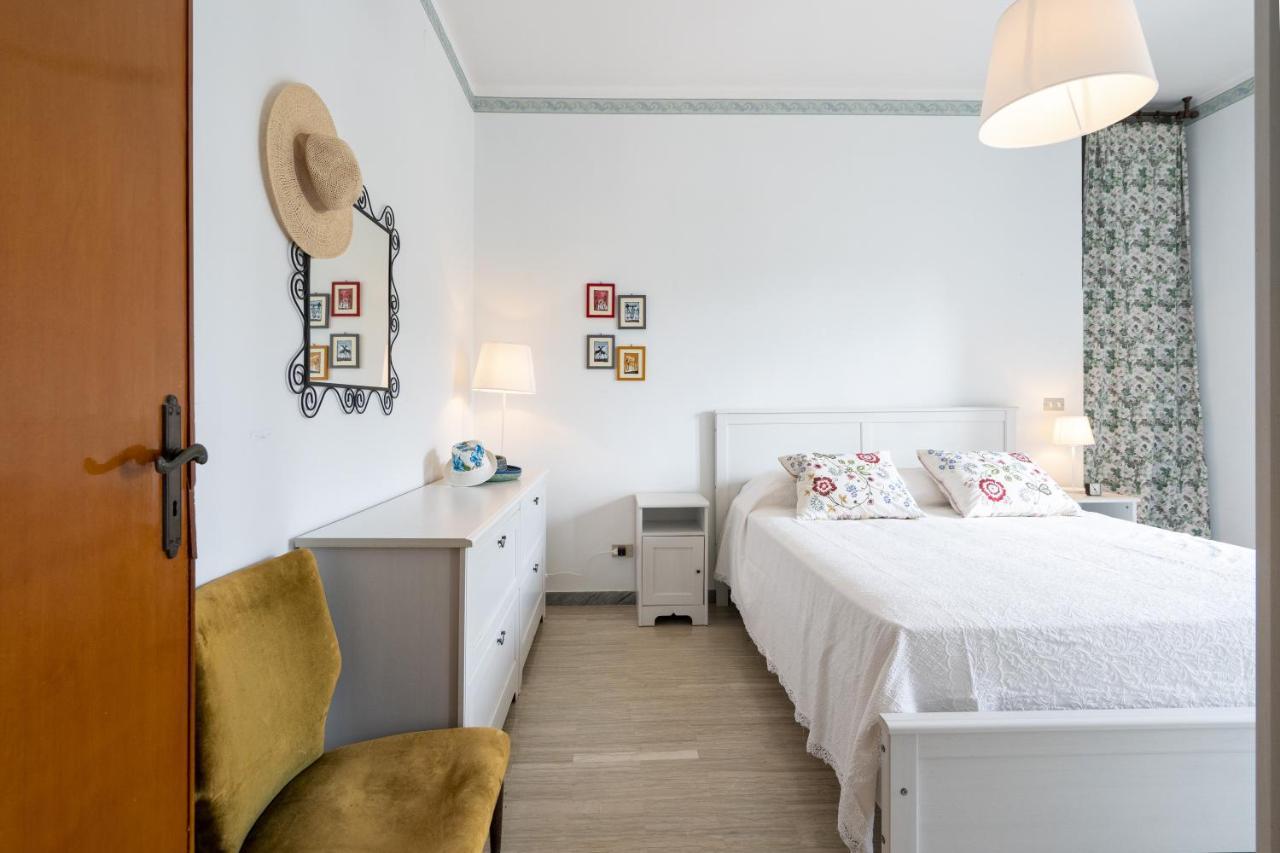 Villa Casa Del Riccio Fronte Mare à Mola di Bari Extérieur photo